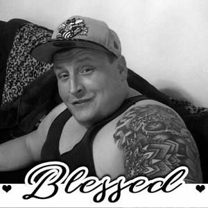 Meet your Posher, Lewis